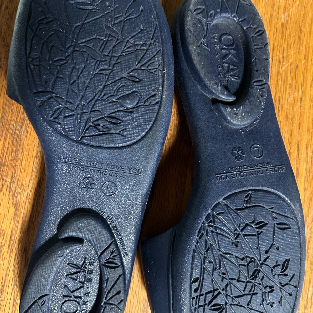 OKA b. Blue Embossed Sandals - Picture 2 of 3